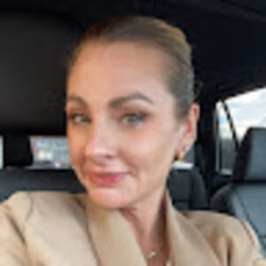 Meet your Posher, Andrea